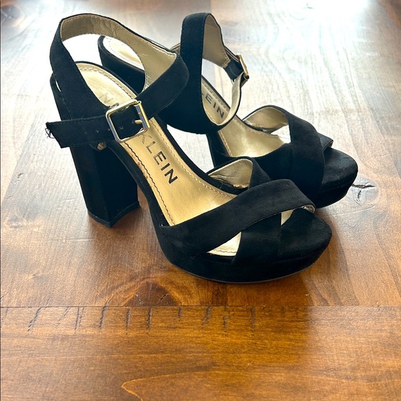 Anne Klein Shoes - Anne Klein Platform Heel